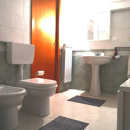 Number One Apartment *